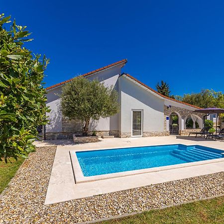 Holiday House Kai With Private Pool Pinezići Kültér fotó